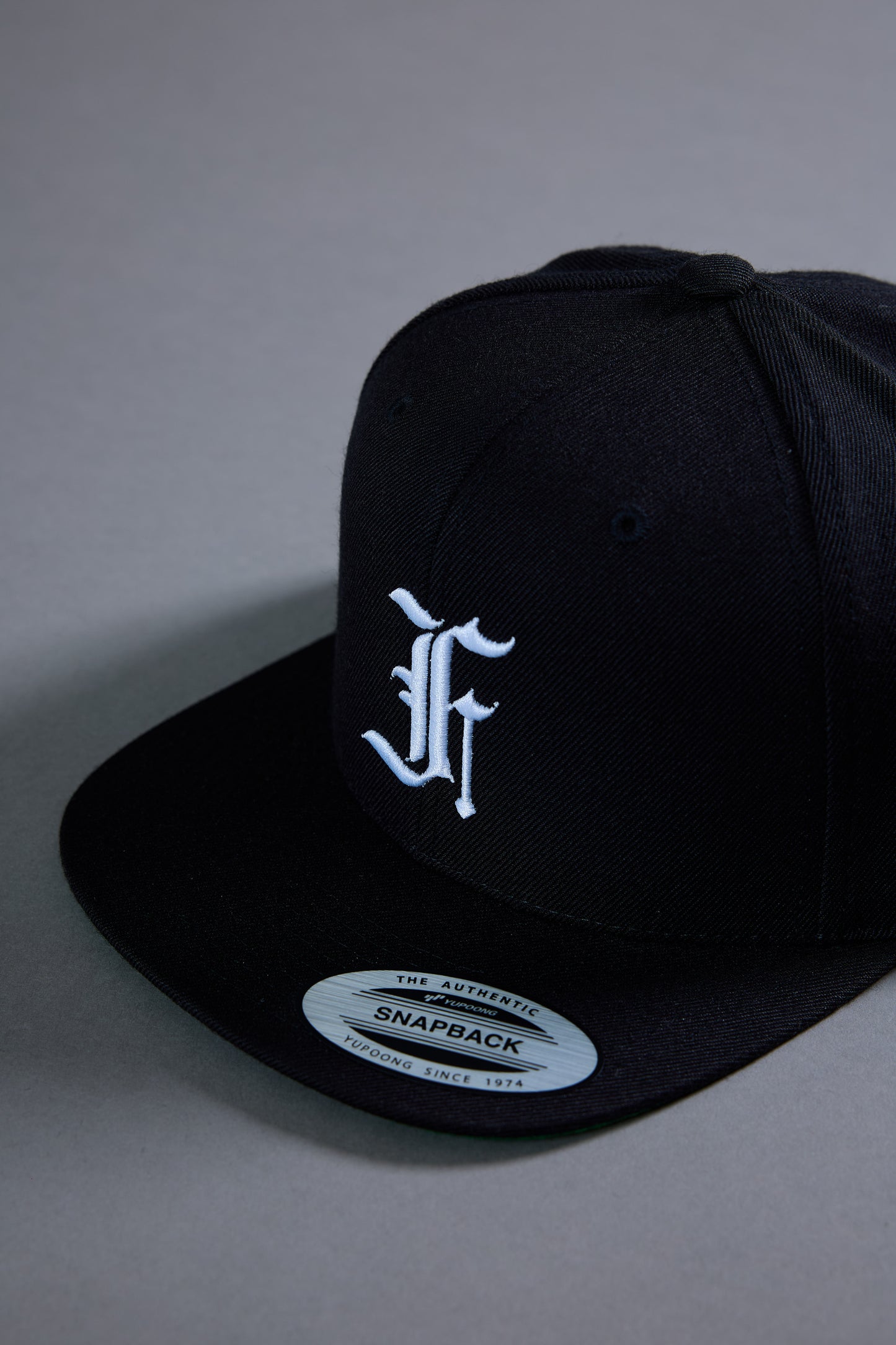 LOGO BASEBALL CAP
